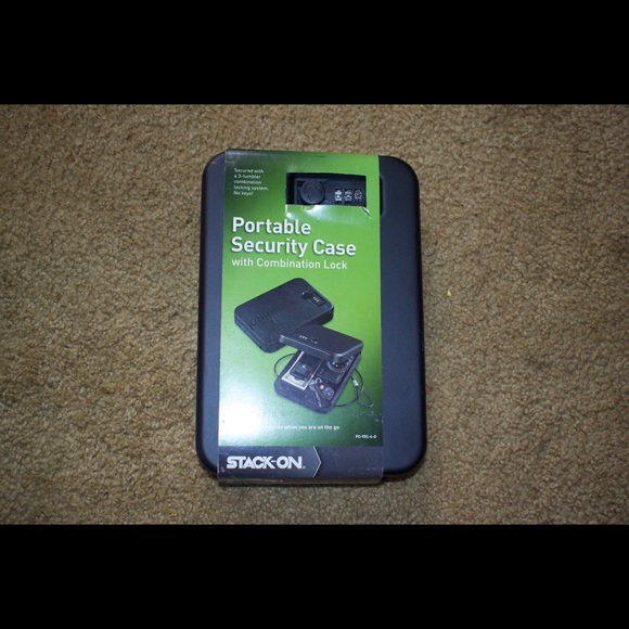 Portable security case - Picture 3 of 3